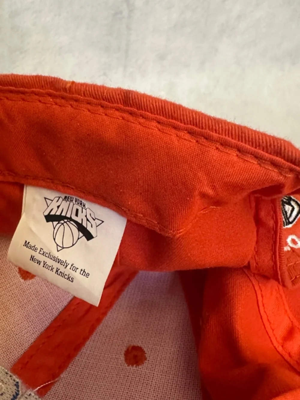 Vintage NY Knicks Cap One size adjustable Cotton bled Note marks